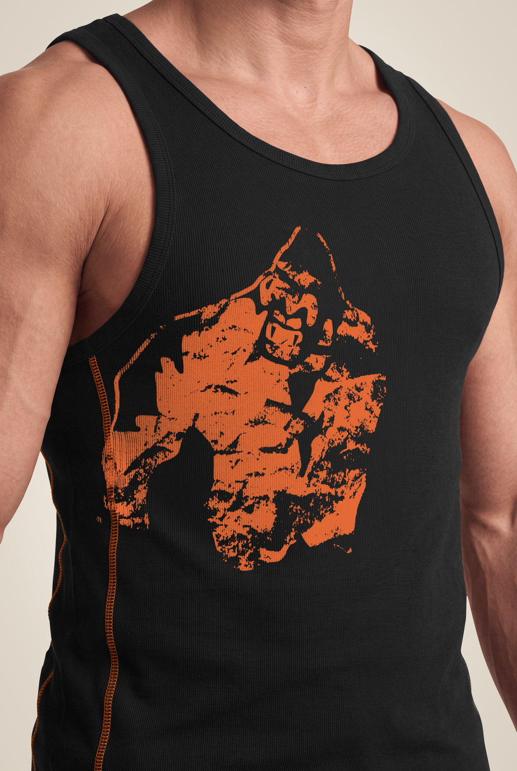Débardeur Gorilla Wear Monterey — détail du print gorille orange et du coton côtelé