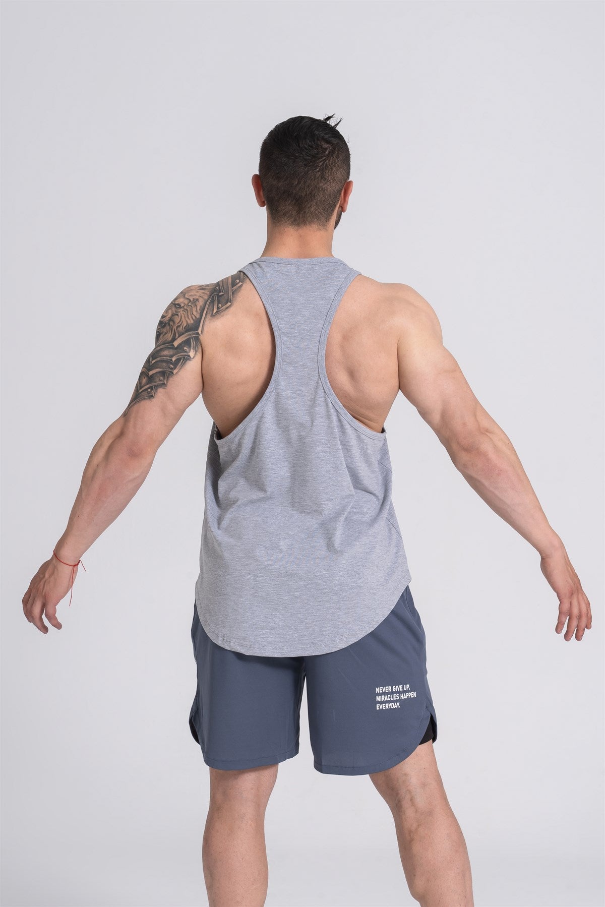 Gymwolves Man Sport Stringer Grey | Workout Tanktop | Wolf Series | Gris - Shakeproteine